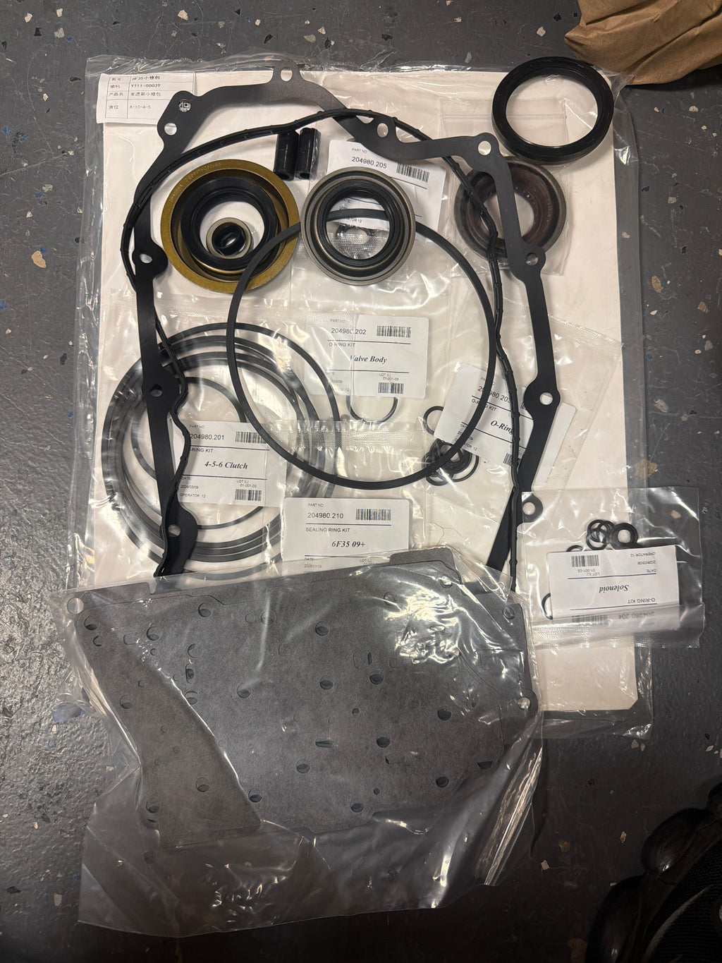 6F35 Automatic Transmission Rebuild Kit — Friction Plates (2 Sets) + Overhaul Gasket & Seal Kit — Ford Lincoln Mazda Mercury