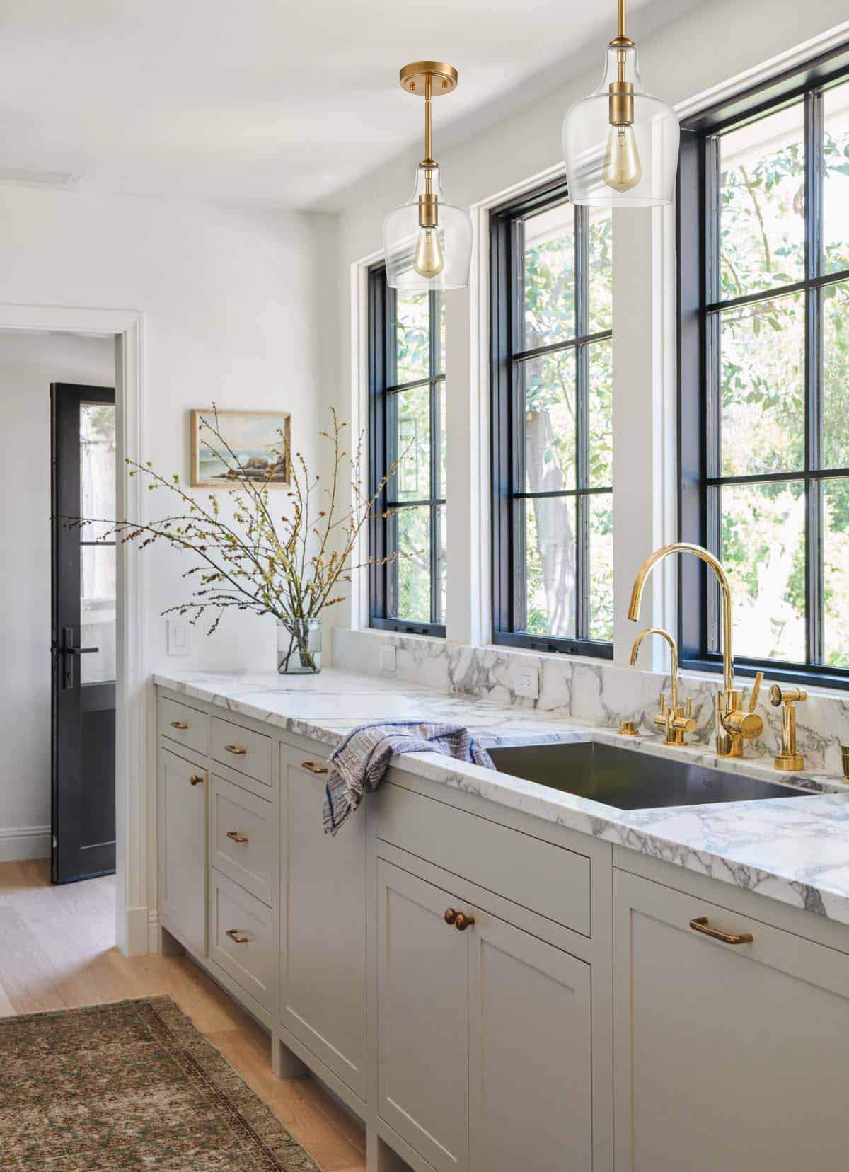 JEENKAE Modern Brass Glass Kitchen Pendant Lighting Rod-Hung Gold Pendant Light, 1-Light-1 Retail $83.00