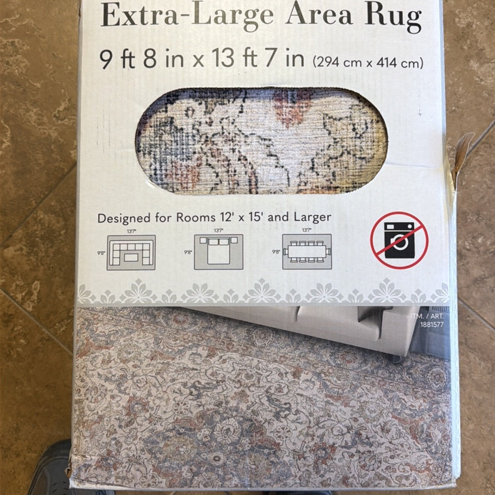 Multi-color Chenille Area Rug 9 ft 8 in x 13 ft 7 in with Intricate Pattern