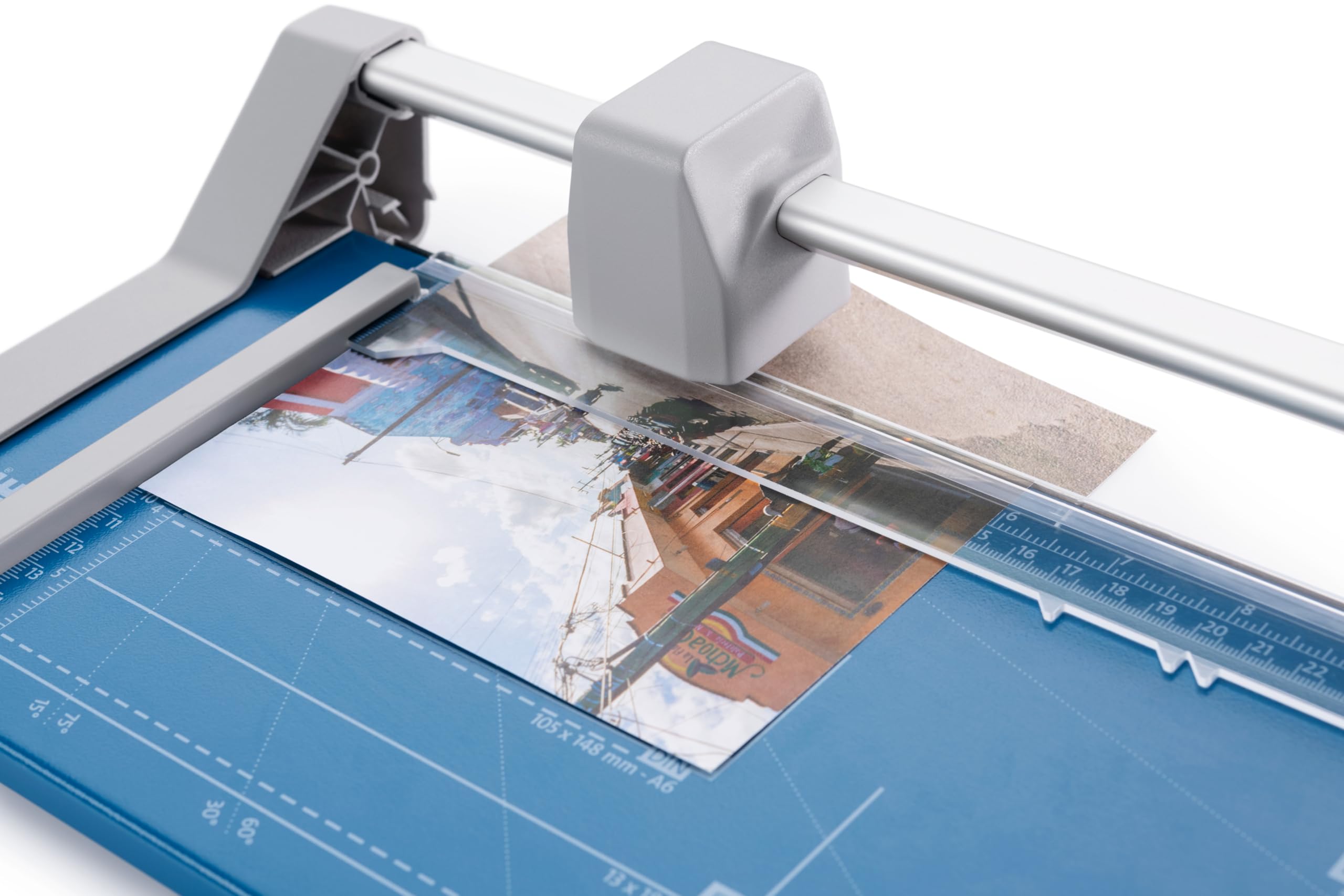 Cut 7-Sheet Capacity Rotary Paper Trimmer - Blue