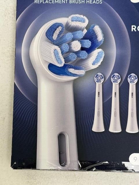 Oral-B iO Deep Clean Round Replacement Brush Heads - 9 Pack 5 Black 4 White Retail $64.99