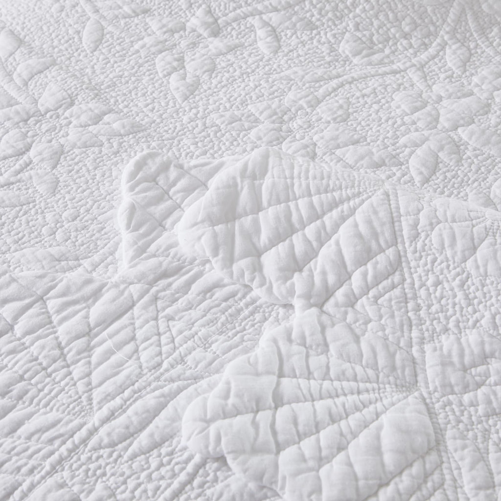 New Brandream Oversized Queen Cotton Quilt Set with Intricate Botanical Vine Stitching