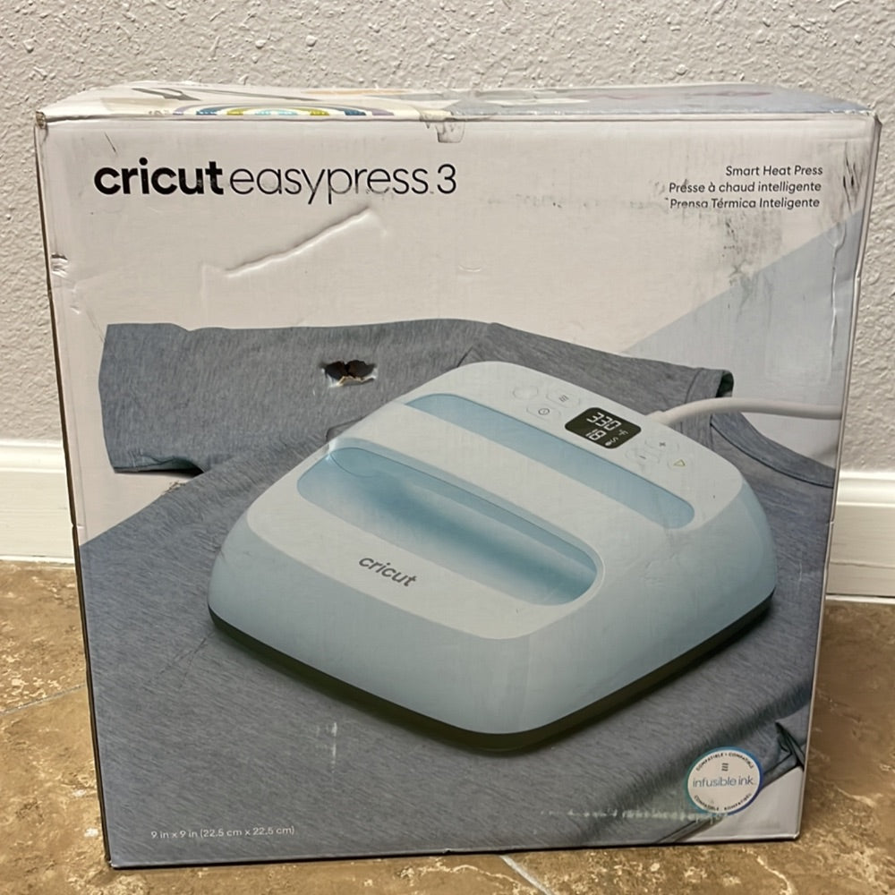 Cricut - EasyPress 3 9" X 9" - Zen Blue Retail $180.00