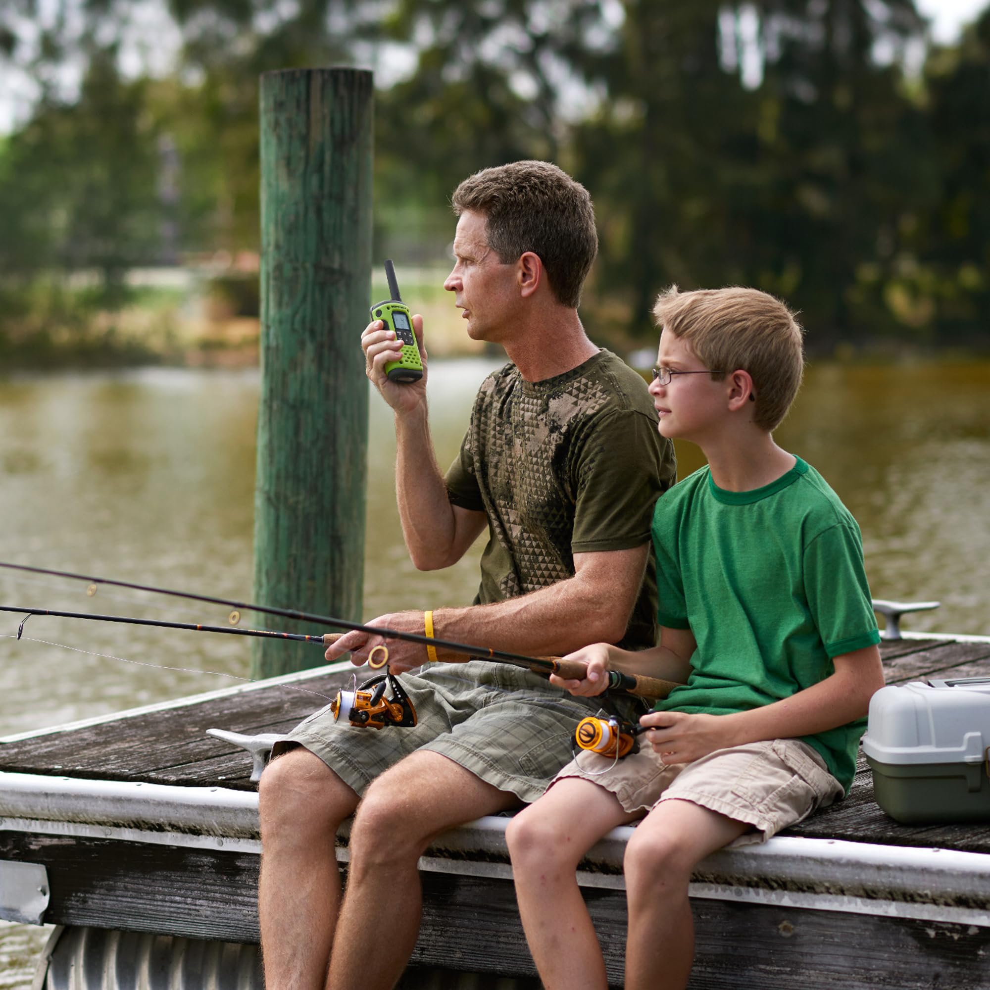 New As-Is Motorola Solutions T600H2O Waterproof 22-Channel Two-Way Radios 2 Pack Retail $84.00