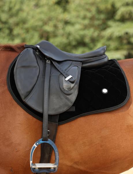 Close Contact Velvet Horse Saddle Pad for Jumping Black