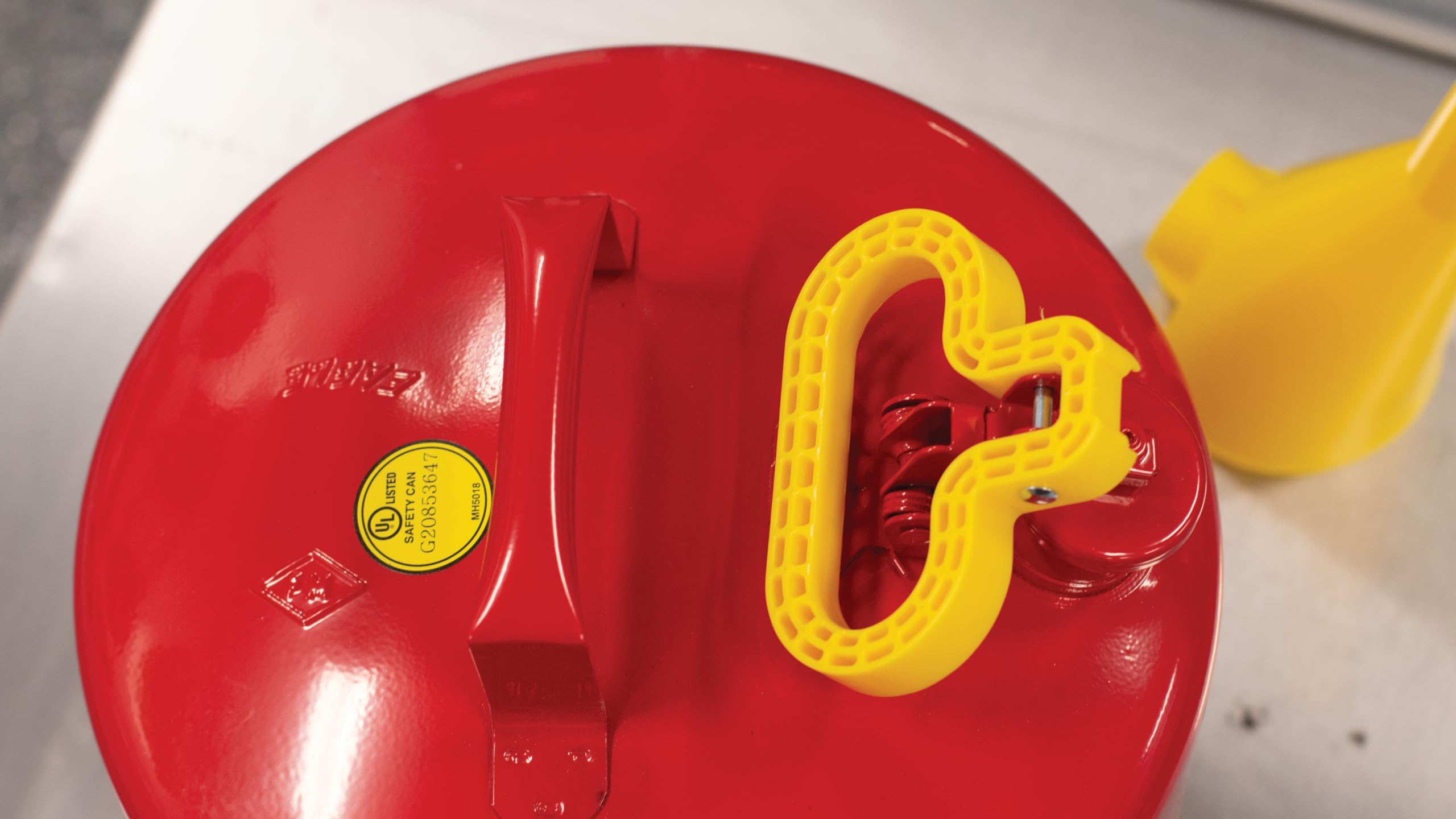 Red 5 Gallon Type I Safety Gas Can Galvanized Steel with Flame Arrester Self-Closing Lid