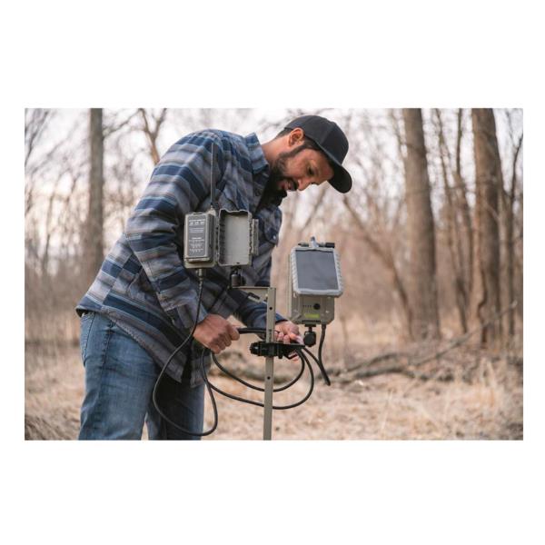 Stealth Cam Adjustable 29-49 Expandable Hunting Trail Camera Mounting Post Retail $24.00