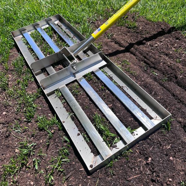 Lawn Leveling Rake  Heavy Duty Landscape Leveler