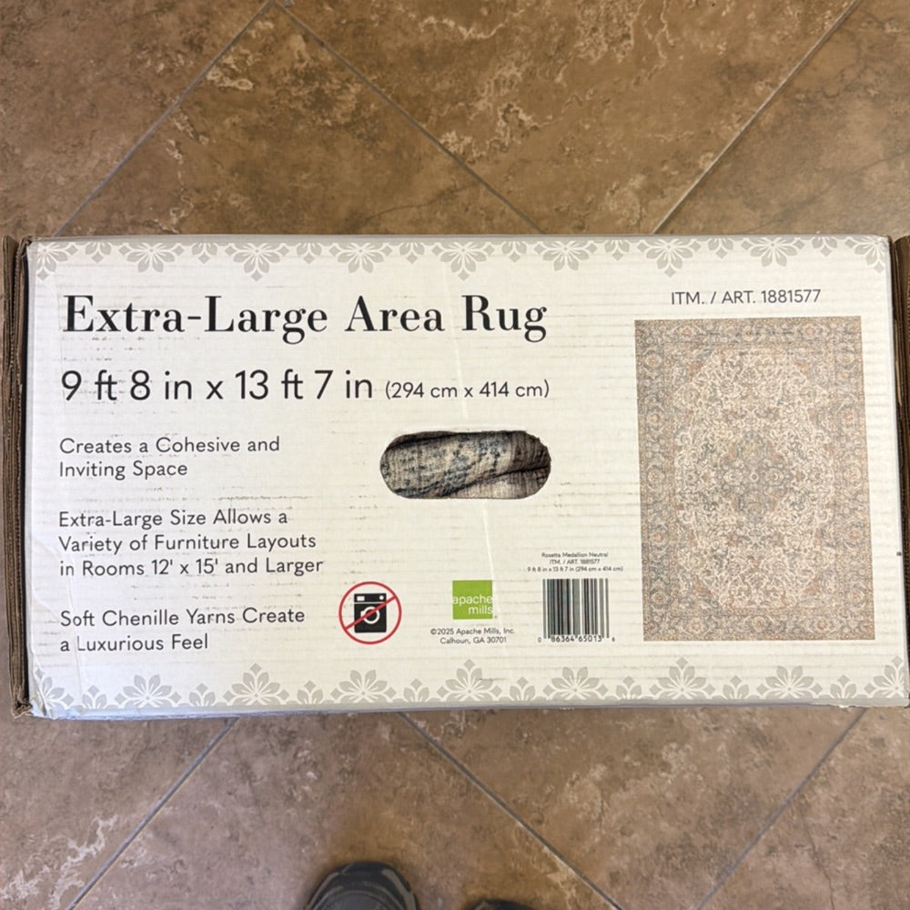 Multi-color Chenille Area Rug 9 ft 8 in x 13 ft 7 in with Intricate Pattern
