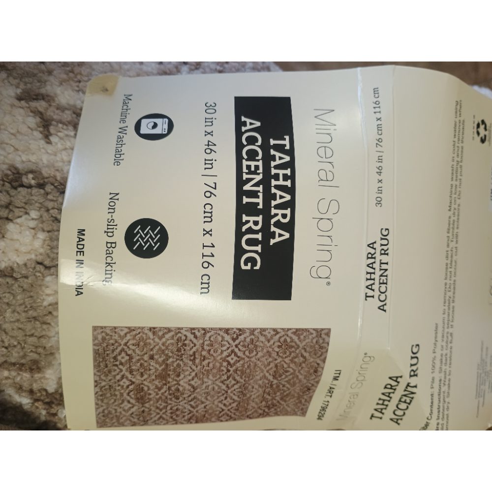 Mineral Spring Pattern Accent Rug 30x46 - Machine Washable  Non-Slip