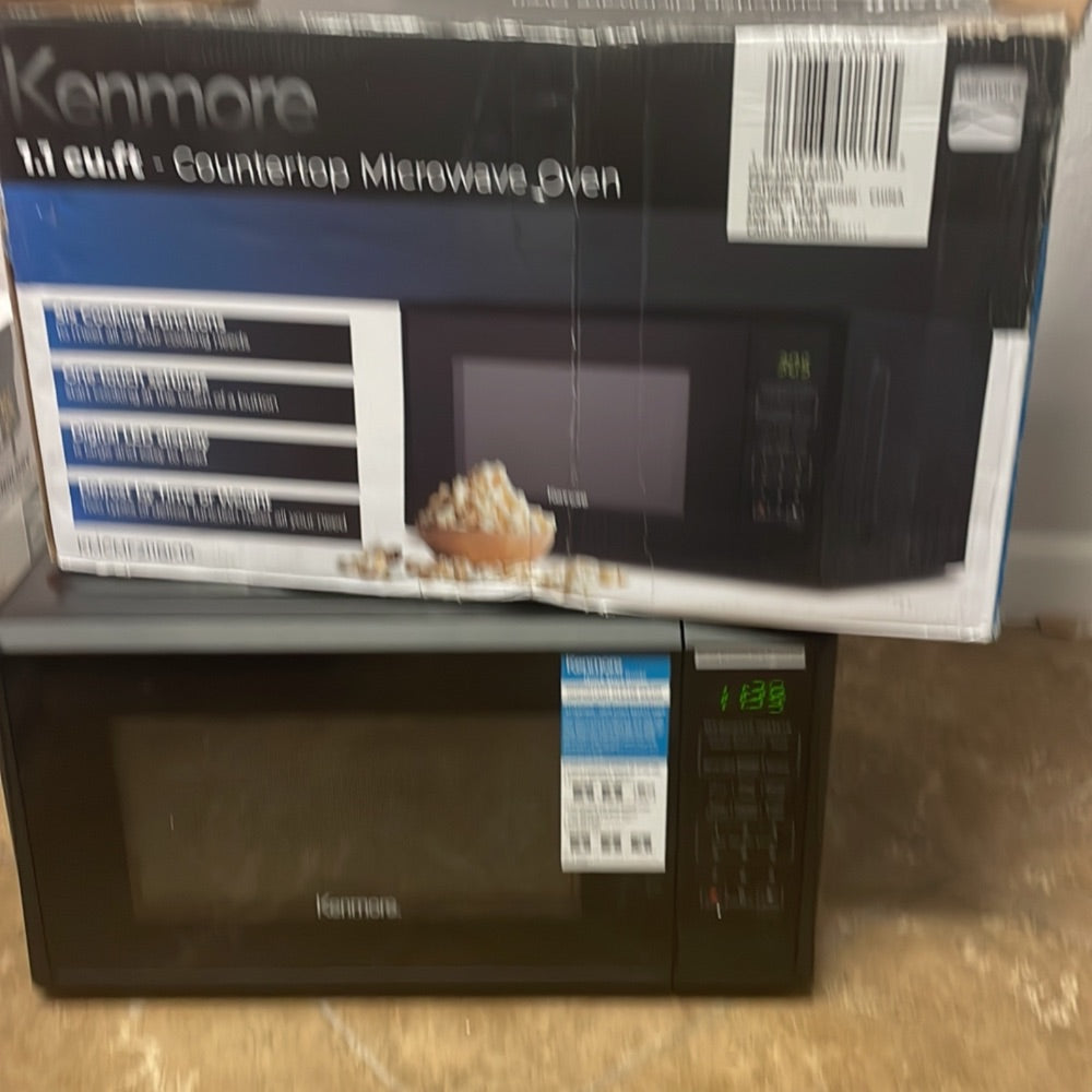 Kenmore 1.1 Cu Ft Microwave Black: Countertop Oven, 1000W, Child Lock, 6 Programs, 1 Year Warranty Retail $117.00