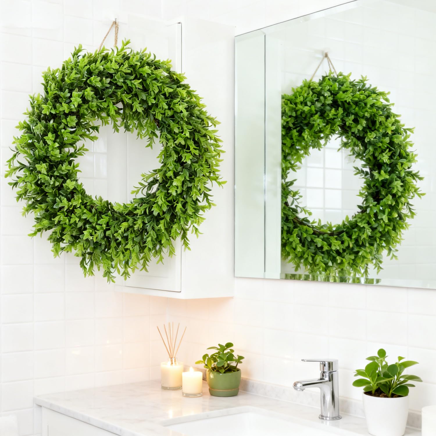Real Touch Artificial Boxwood Wreath Green 22-23 Diameter