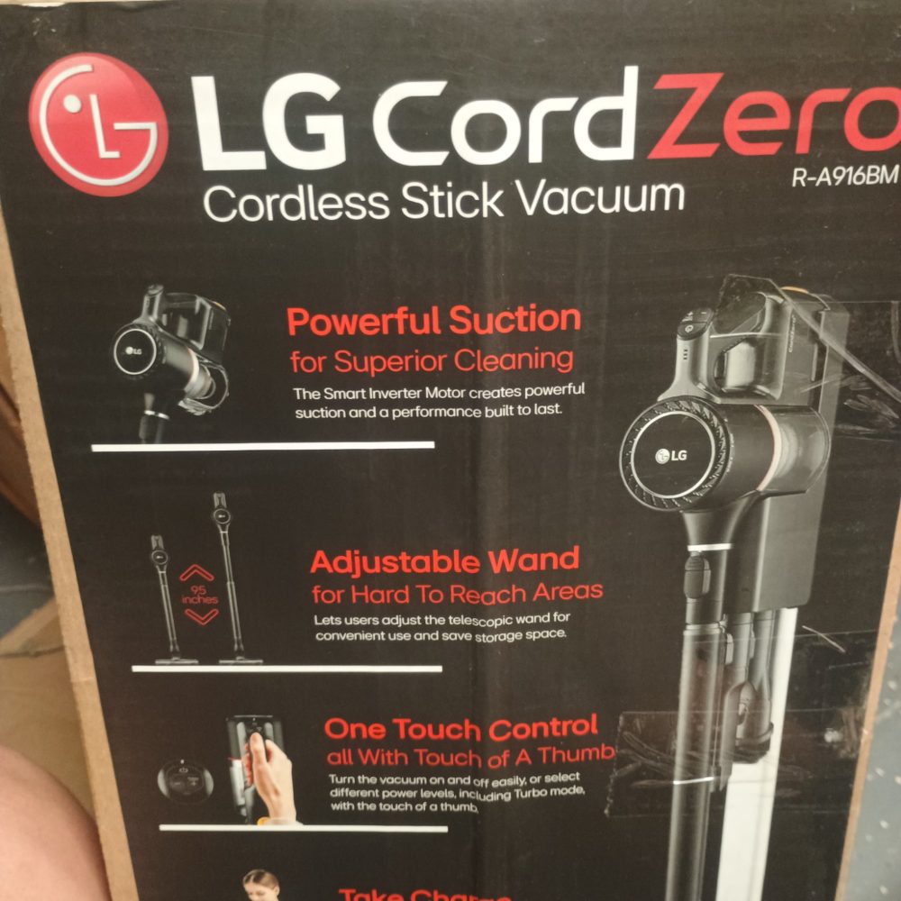 LG CordZero Stick Vacuum Matte Black