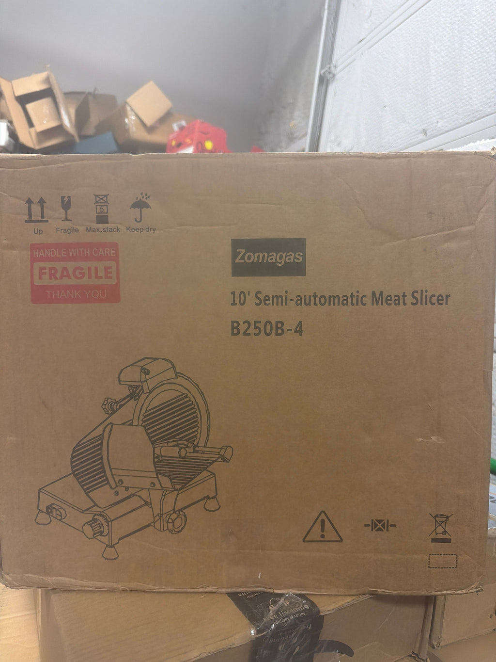 Zomagas B250B-4 10 inch Semi-automatic Meat Slicer - Image 1
